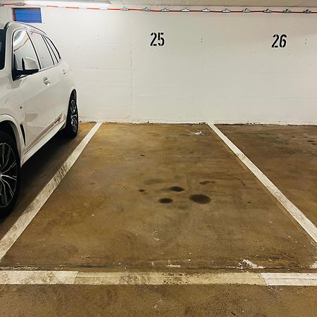 Ladenwohnung In Kreuzberg Mit Parkplatz In Einer Tiefgarage Berlin Dış mekan fotoğraf